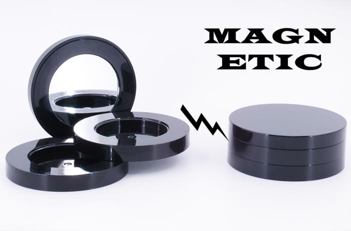 2-Tiered Makeup Compact with Magnetic Closure